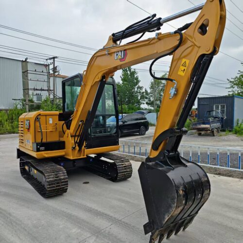 Original Used Caterpillar 305 Compact Excavator for Landscaping and Trench Dig...