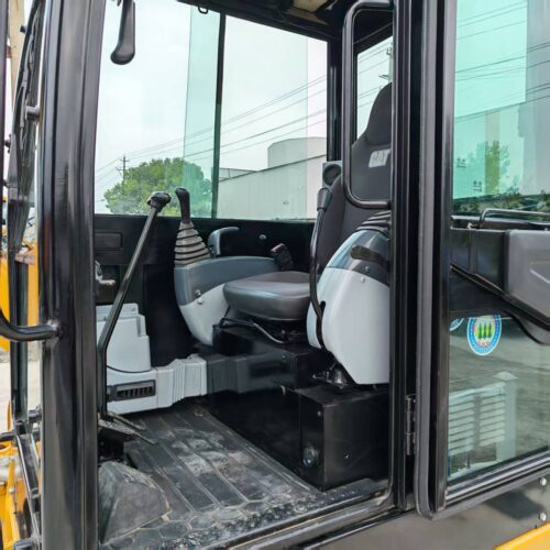 Original Used Caterpillar 305 Compact Excavator for Landscaping and Trench Dig...