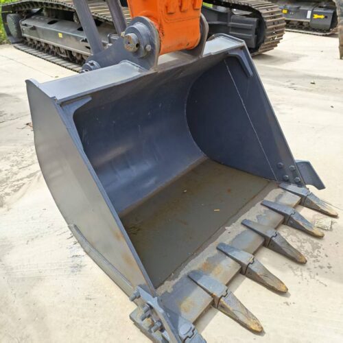 Original Used Doosan 260LCA Tracked Excavator for Earthmoving Operations</trp-...