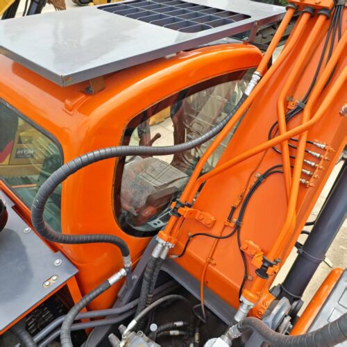 Original Used Doosan 260LCA Tracked Excavator for Earthmoving Operations</trp-...
