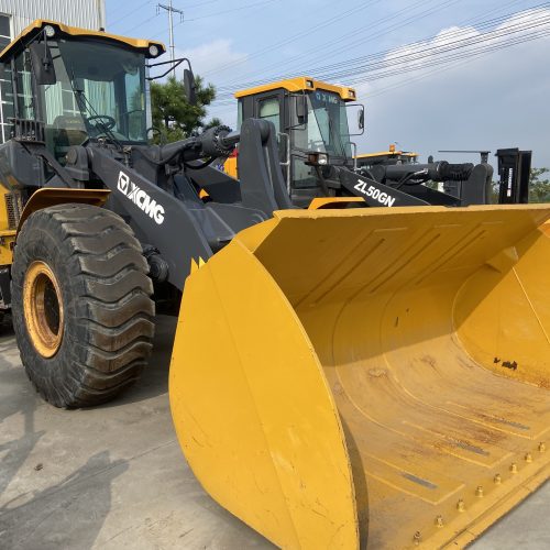 Original Used XCMG LW600FV 6 Ton Wheel Loader for Heavy-Duty Material Handling...