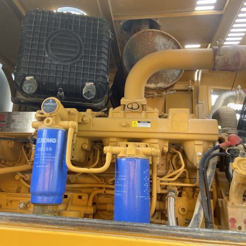 Original Used XCMG LW600FV 6 Ton Wheel Loader for Heavy-Duty Material Handling...