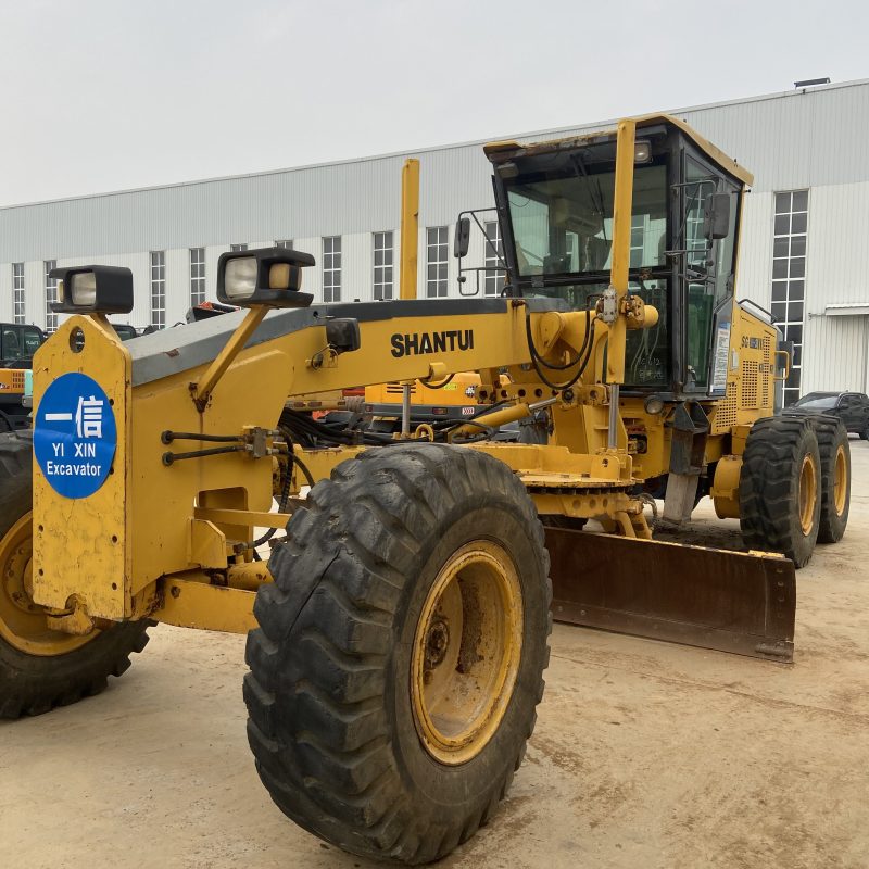Original Used Shantui SG18-3 Motor Grader for Road Construction, Land Leveling, Highway Maintenance and Infrastructure Pro...